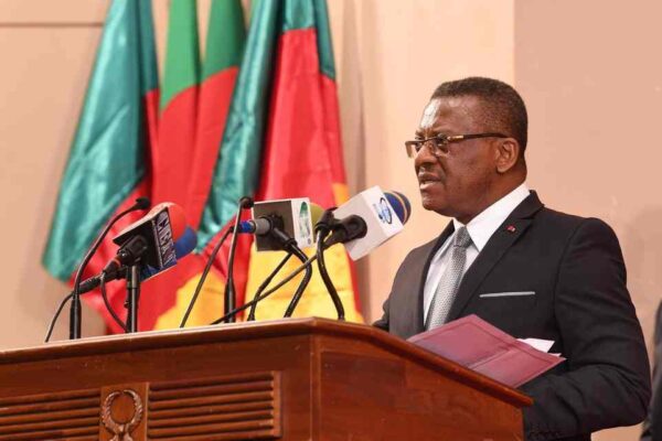 Cameroun: 100 millions de francs CFA du Premier ministre déclenchent une guerre entre chefs traditionnels