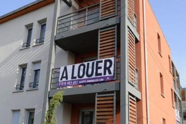 Immobilier: le coût des agréments s’envole, inquiétude pour les loyers
