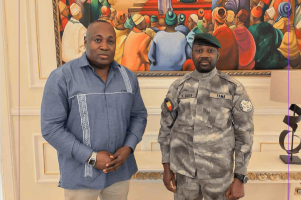 Afrique Media Célébrée à Bamako : Assimi Goïta reçoit en héros Justin Tagouh, le PDG de la chaîne panafricaine