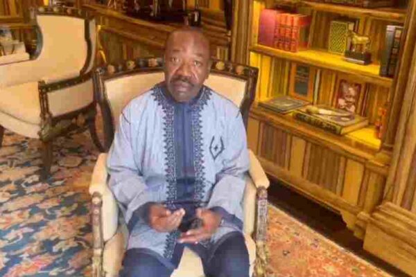 Scoop : Ali Bongo hospitalisé d’urgence dans une clinique privée de Yaoundé