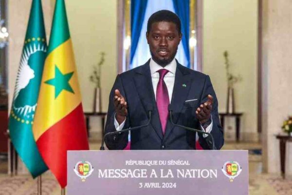 Sénégal : Bassirou Diomaye Faye dit NON à une fête budgétivore