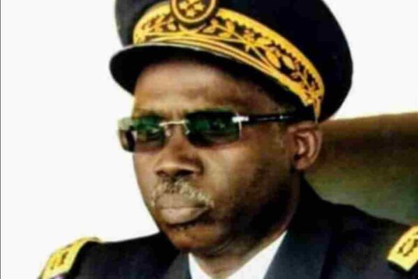 Cameroun : Abakar Ahamat, l’ex-gouverneur intègre qui défie le système corrompu