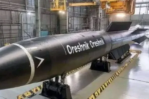 Le missile Oreshnik : Poutine dévoile l’arme apocalyptique qui effraie l’OTAN