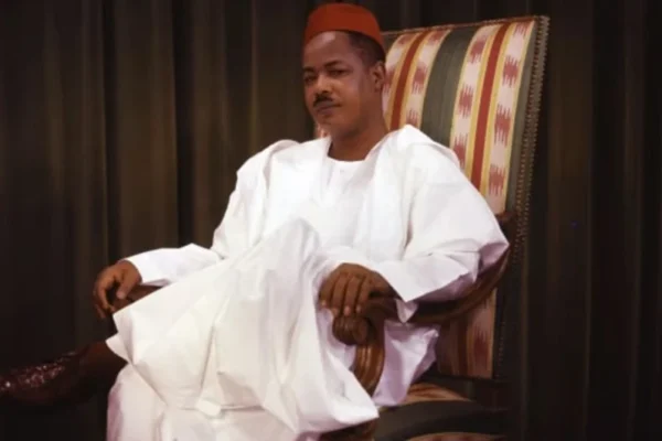 Ahidjo condamnation mort : Le Cameroun face au traumatisme d’un procès fantôme