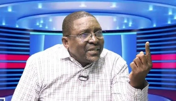 Maquis du Moungo : Le Cameroun face à la désinformation d’Elimbi Lobe sur Ernest Ouandié !