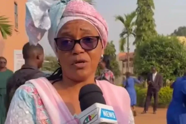 Cameroun : Scandale au lycée Nkol-Eton – Une proviseur brutalement limogée !