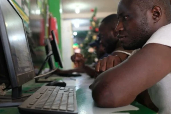Cameroun : Guerre des clans autour des jeux d’argent – Le clash Atanga Nji vs Ngoh Ngoh