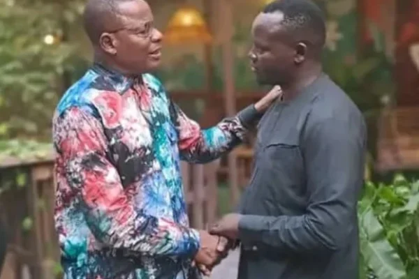Black Oya subjugué par Maurice Kamto : Le Cameroun assiste à une rencontre culturelle historique !