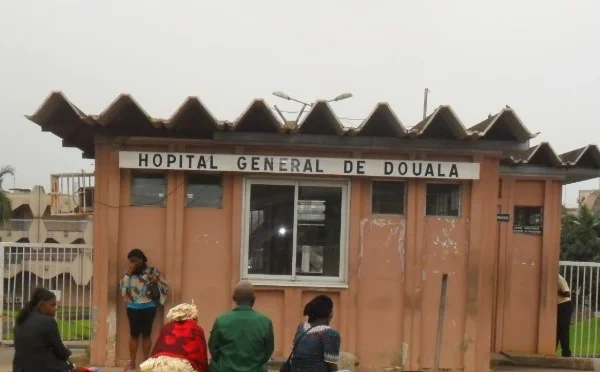 Cameroun – Scandale : Une haute responsable de l’hôpital général de Douala exposée