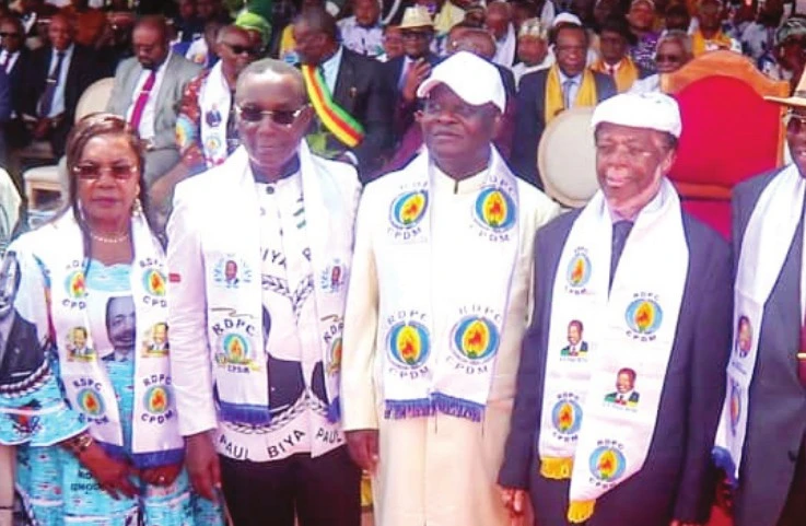 Komidor Njimoluh et Albert Kouinche
