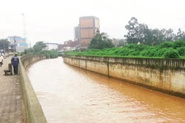 Noyade au Cameroun : Mort tragique d’un jeune de 17 ans à Yaoundé