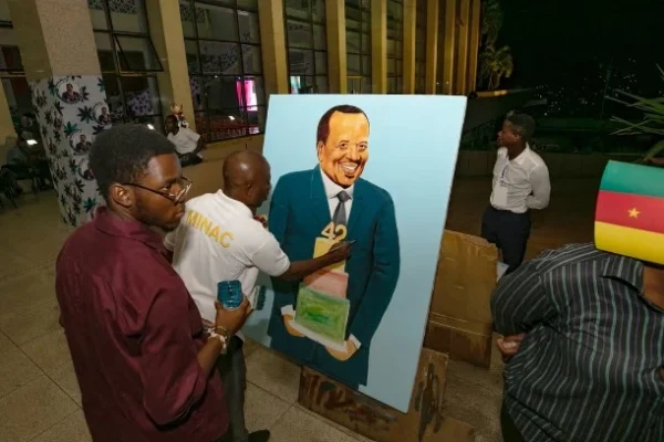 100 000 jeunes pour Paul Biya au Cameroun : choc et guerre des clans au RDPC !