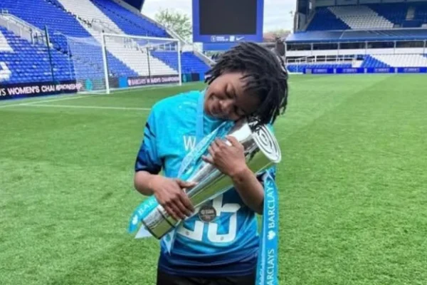 Football : révélation, une internationale camerounaise accède à l’élite anglaise avec son club
