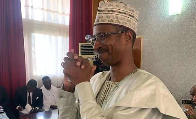 Cameroun – le maire de Garoua dément une fausse rumeur après les élections 2025