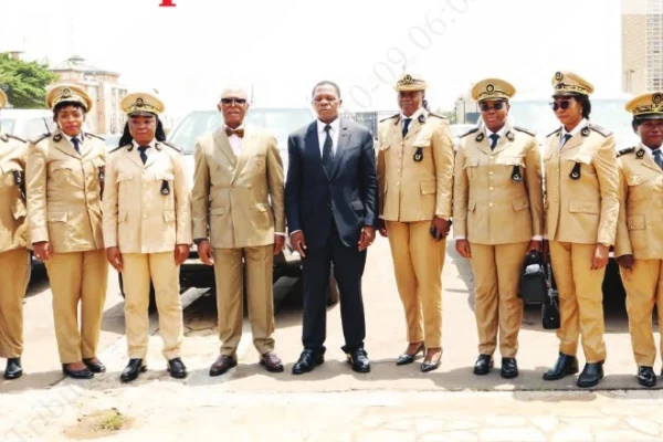 Cameroun – Yaoundé : 94 véhicules neufs remis aux chefs de terre