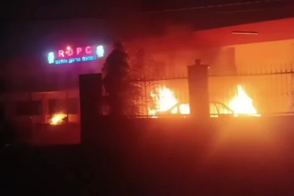 Cameroun – Incendie du RDPC à Dschang : le Comité central condamne avec fermeté